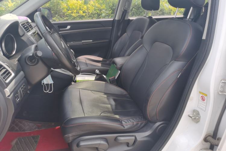 Used Haval M6 2018 1.5T Manual Two-Wheel Drive Elite Model Left Front Seat