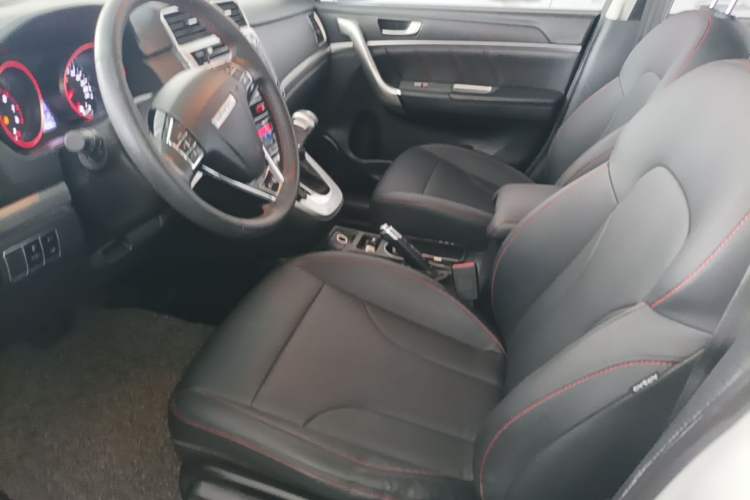 Used Haval M6 2018 Revised Version 1.5T DCT Two-Wheel Drive Elite Edition Left Front Seat