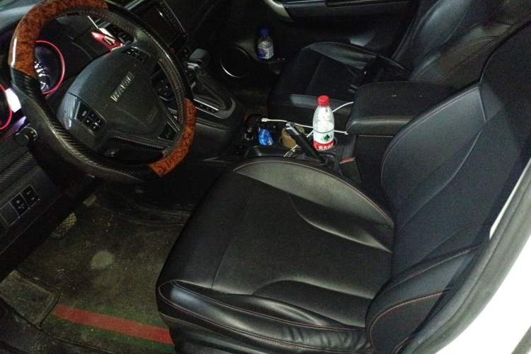 Used Haval M6 2018 1.5T DCT Two-Wheel Drive Elite Model Left Front Seat