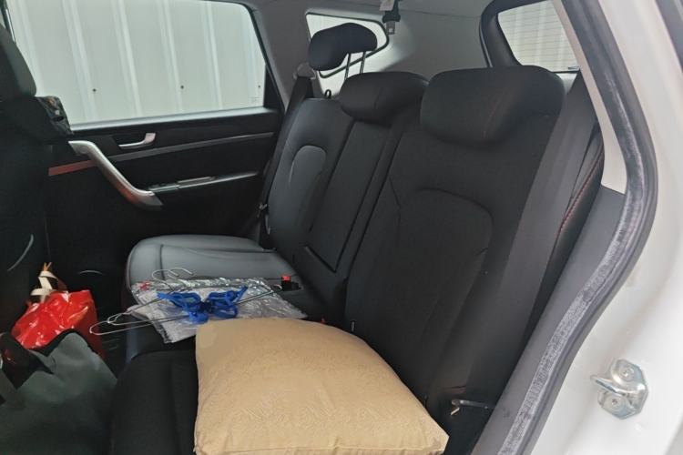 Used Haval M6 2018 1.5T Manual Two-Wheel Drive Elite Model Left Rear Seat