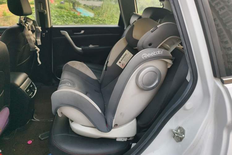 Used Haval M6 2018 1.5T Manual Two-Wheel Drive Elite Model Left Rear Seat