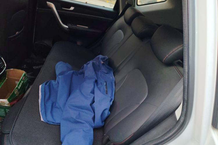 Used Haval M6 2018 1.5T DCT Two-Wheel Drive Elite Model Left Rear Seat