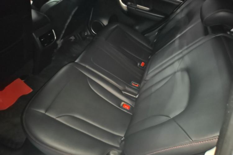Used Haval M6 2018 1.5T Manual Two-Wheel Drive Elite Model Left Rear Seat