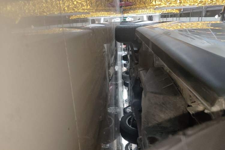 Used Haval M6 2018 Revised Version 1.5T DCT Two-Wheel Drive Elite Edition Left Side Sill