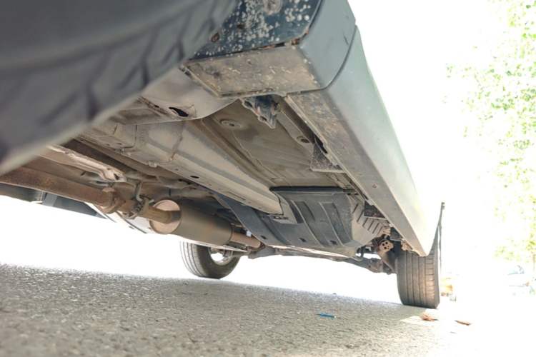 Used Haval M6 2018 Revised Version 1.5T DCT Two-Wheel Drive Elite Edition Left Side Sill