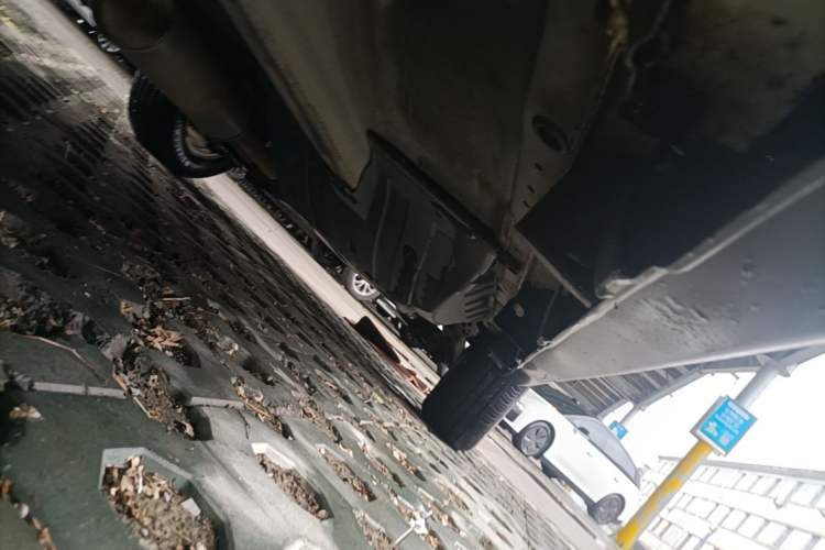 Used Haval M6 2018 1.5T Manual Two-Wheel Drive Urban Model Left Side Sill