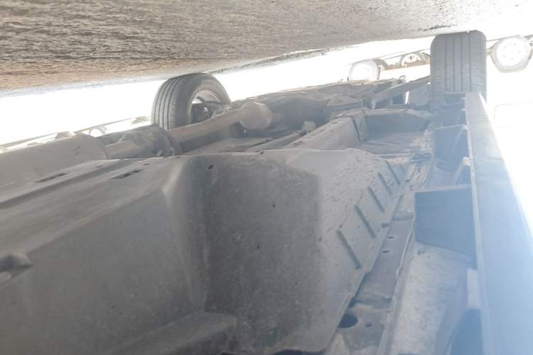 Used Haval M6 2018 1.5T DCT Two-Wheel Drive Elite Model Left Side Sill
