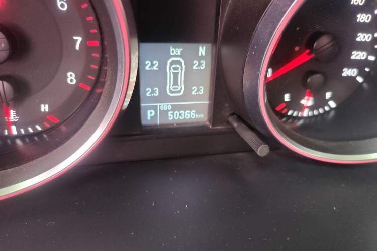 Used Haval M6 2018 Revised Version 1.5T DCT Two-Wheel Drive Elite Edition Odometer Close Up