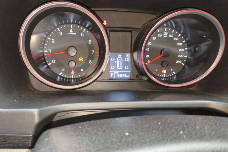 Used Haval M6 2018 Revised Version 1.5T DCT Two-Wheel Drive Elite Edition Odometer Close Up