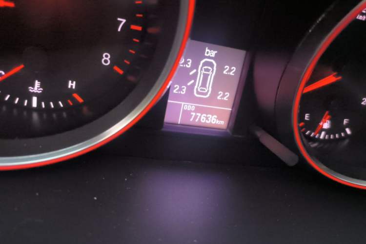 Used Haval M6 2018 1.5T Manual Two-Wheel Drive Elite Model Odometer Close Up