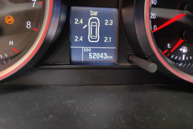 Used Haval M6 2018 1.5T Manual Two-Wheel Drive Elite Model Odometer Close Up