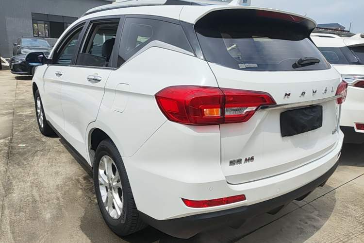 Used Haval M6 2018 1.5T DCT Two-Wheel Drive Elite Model Rear Left 45 Deg