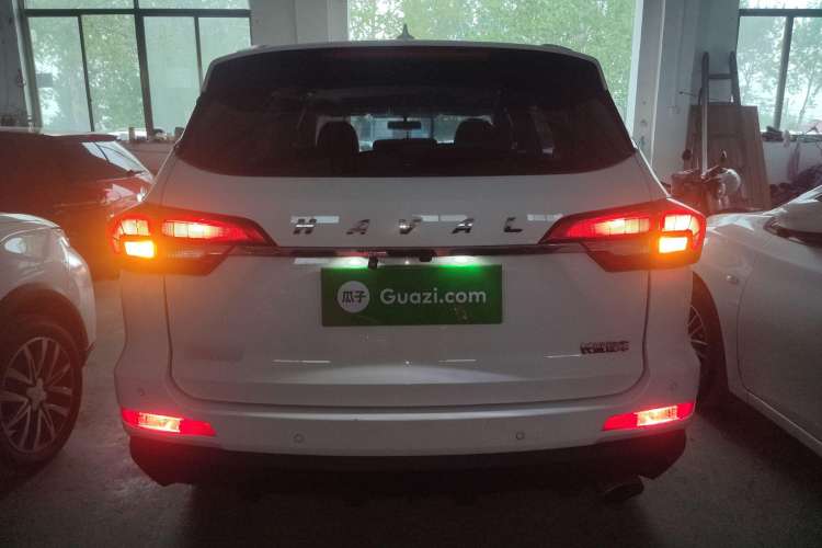Used Haval M6 2018 Revised Version 1.5T DCT Two-Wheel Drive Elite Edition Rear