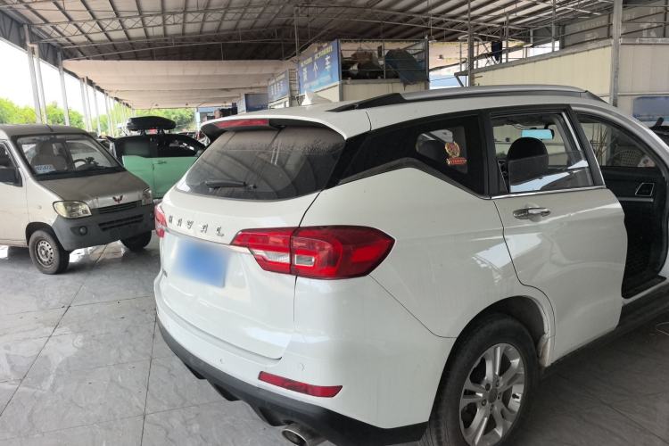 Used Haval M6 2018 1.5T Manual Two-Wheel Drive Urban Model Rear Right 45 Deg