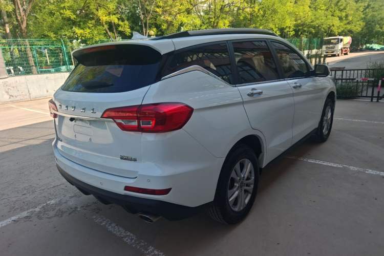 Used Haval M6 2018 1.5T Manual Two-Wheel Drive Urban Model Rear Right 45 Deg