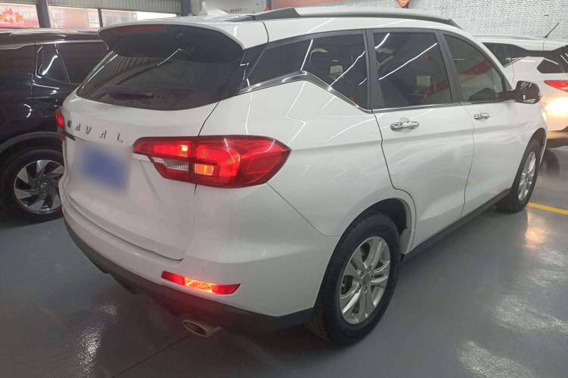 Used Haval M6 2018 1.5T Manual Two-Wheel Drive Elite Model Rear Right 45 Deg