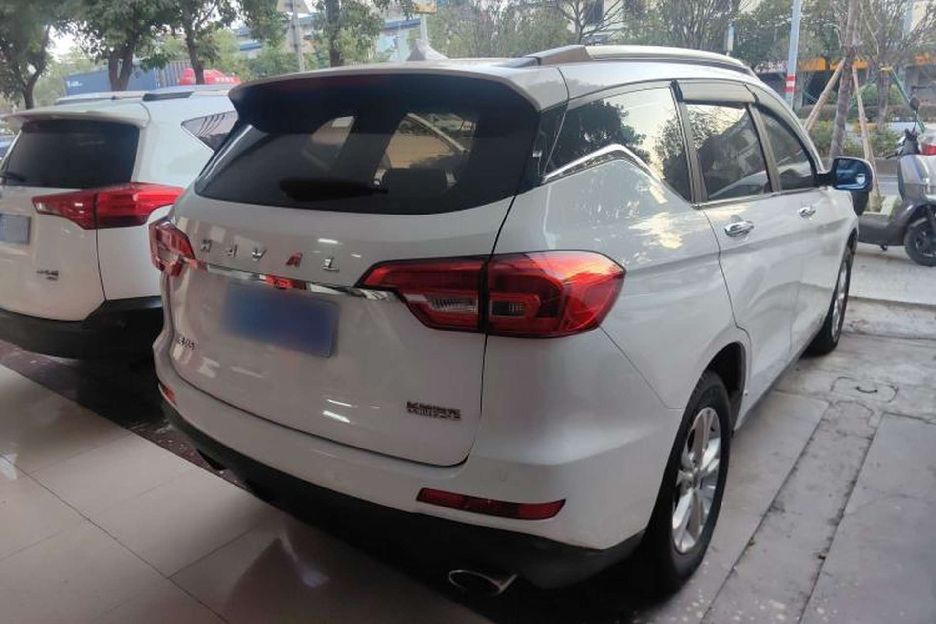 Used Haval M6 2018 1.5T DCT Two-Wheel Drive Elite Model Rear Right 45 Deg