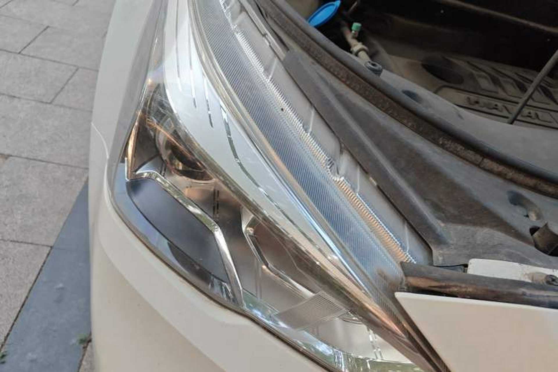 Used Haval M6 2018 1.5T Manual Two-Wheel Drive Elite Model Right Front Headlight