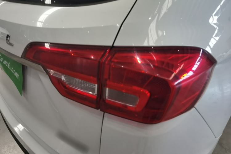 Used Haval M6 2018 1.5T Manual Two-Wheel Drive Elite Model Right Rear Taillight
