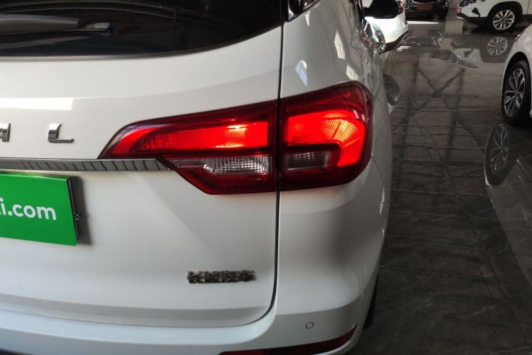 Used Haval M6 2018 Revised Version 1.5T DCT Two-Wheel Drive Elite Edition Right Rear Taillight