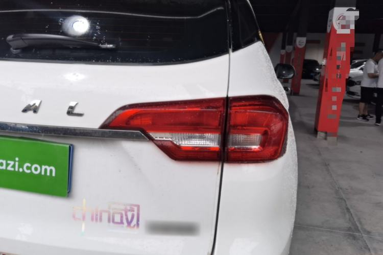 Used Haval M6 2018 1.5T Manual Two-Wheel Drive Urban Model Right Rear Taillight