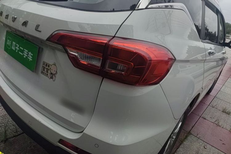 Used Haval M6 2018 Revised Version 1.5T DCT Two-Wheel Drive Elite Edition Right Rear Taillight