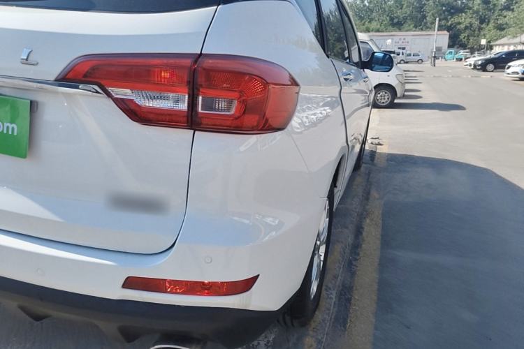 Used Haval M6 2018 1.5T DCT Two-Wheel Drive Elite Model Right Rear Taillight