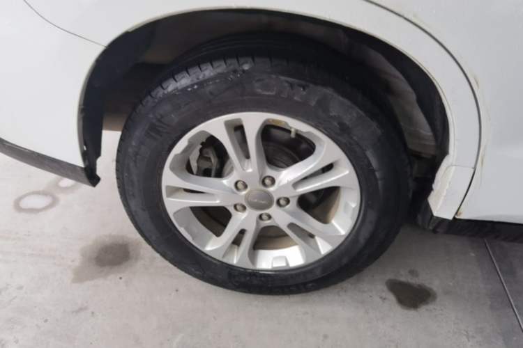 Used Haval M6 2018 1.5T Manual Two-Wheel Drive Urban Model Right Rear Wheel Hub