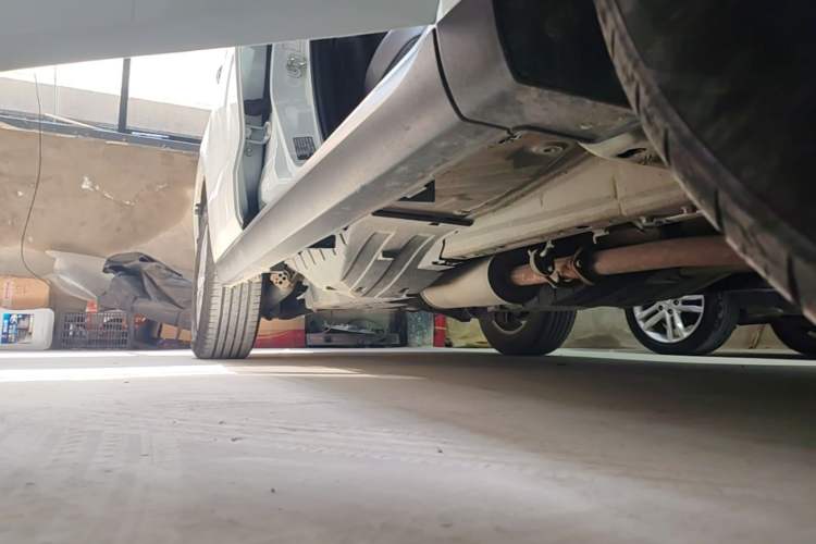 Used Haval M6 2018 1.5T Manual Two-Wheel Drive Elite Model Right Side Sill