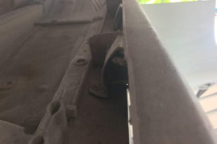 Used Haval M6 2018 1.5T Manual Two-Wheel Drive Urban Model Right Side Sill