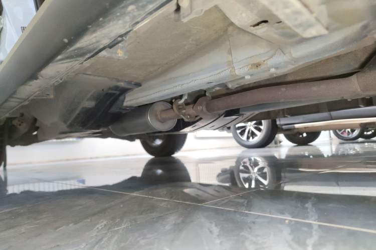 Used Haval M6 2018 Revised Version 1.5T DCT Two-Wheel Drive Elite Edition Right Side Sill
