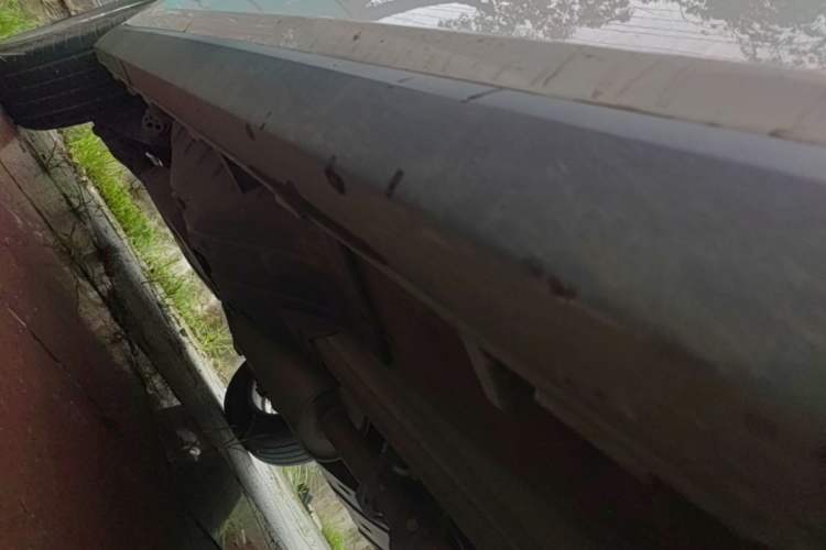 Used Haval M6 2018 Revised Version 1.5T DCT Two-Wheel Drive Elite Edition Right Side Sill