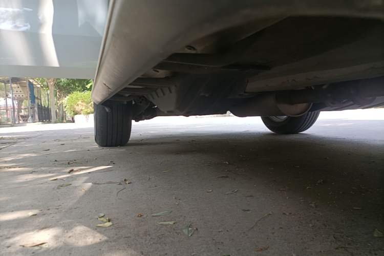 Used Haval M6 2018 Revised Version 1.5T DCT Two-Wheel Drive Elite Edition Right Side Sill