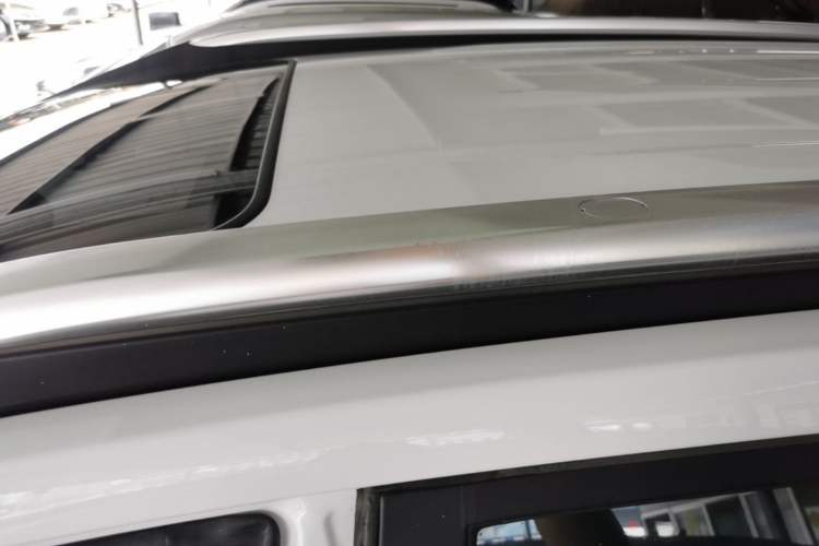 Used Haval M6 2018 1.5T DCT Two-Wheel Drive Elite Model Roof