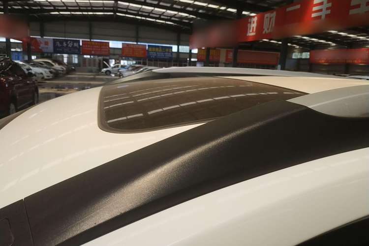 Used Haval M6 2018 Revised Version 1.5T DCT Two-Wheel Drive Elite Edition Roof