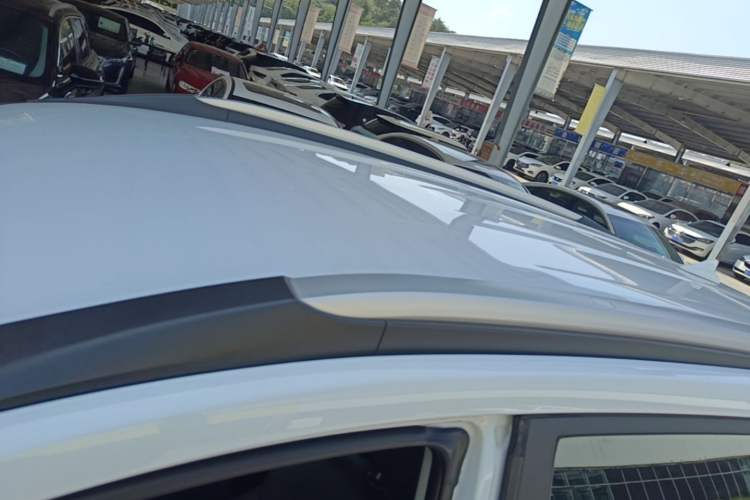Used Haval M6 2018 Revised Version 1.5T DCT Two-Wheel Drive Urban Style Roof