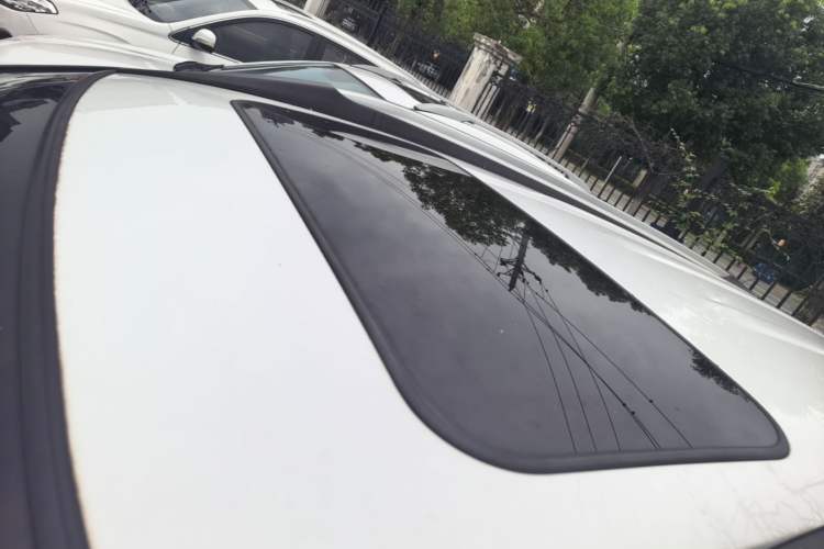 Used Haval M6 2018 1.5T DCT Two-Wheel Drive Elite Model Roof