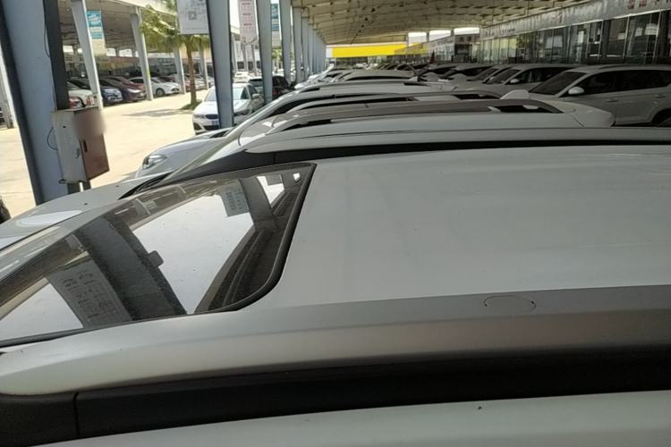 Used Haval M6 2018 Revised Version 1.5T DCT Two-Wheel Drive Elite Edition Roof