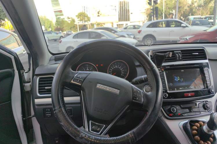 Used Haval M6 2018 1.5T Manual Two-Wheel Drive Elite Model Steering Wheel