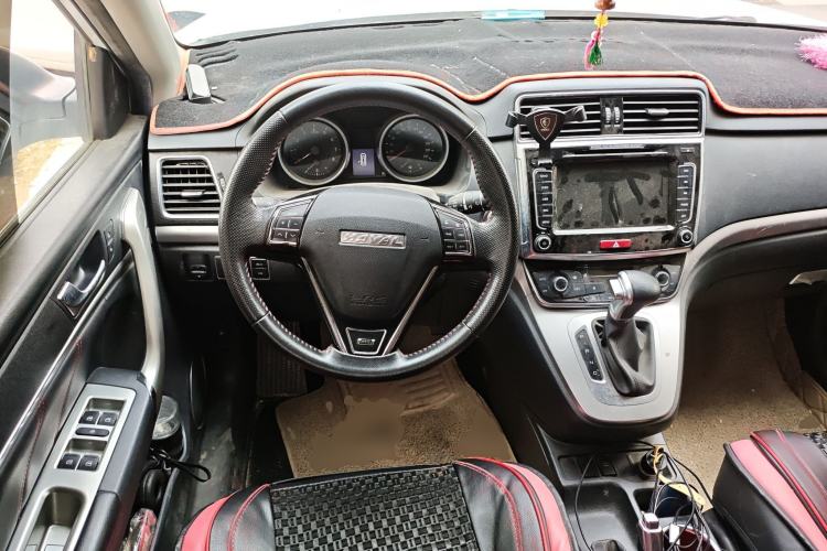 Used Haval M6 2018 1.5T DCT Two-Wheel Drive Elite Model Steering Wheel
