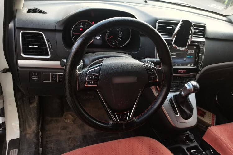 Used Haval M6 2018 Revised Version 1.5T DCT Two-Wheel Drive Urban Style Steering Wheel