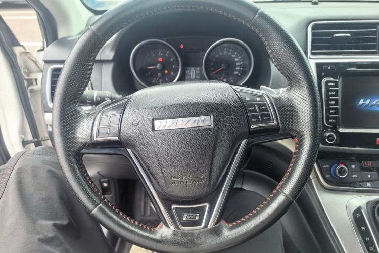 Used Haval M6 2018 1.5T DCT Two-Wheel Drive Elite Model Steering Wheel