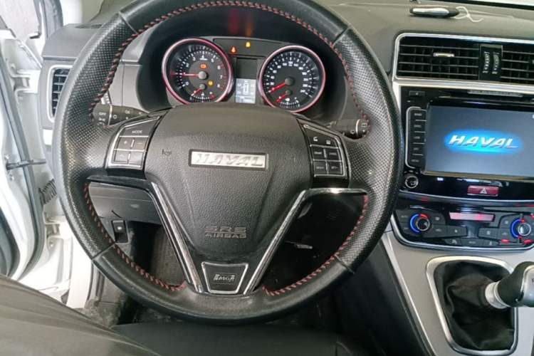Used Haval M6 2018 1.5T Manual Two-Wheel Drive Elite Model Steering Wheel