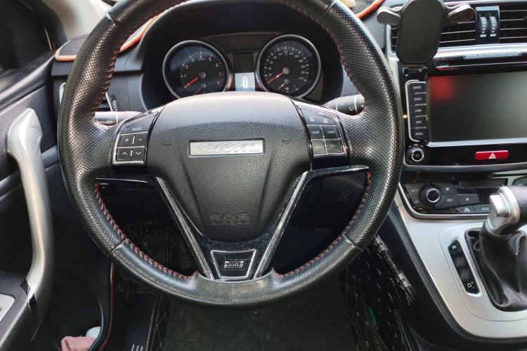Used Haval M6 2018 1.5T DCT Two-Wheel Drive Elite Model Steering Wheel