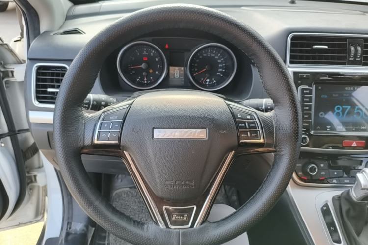 Used Haval M6 2018 1.5T DCT Two-Wheel Drive Elite Model Steering Wheel