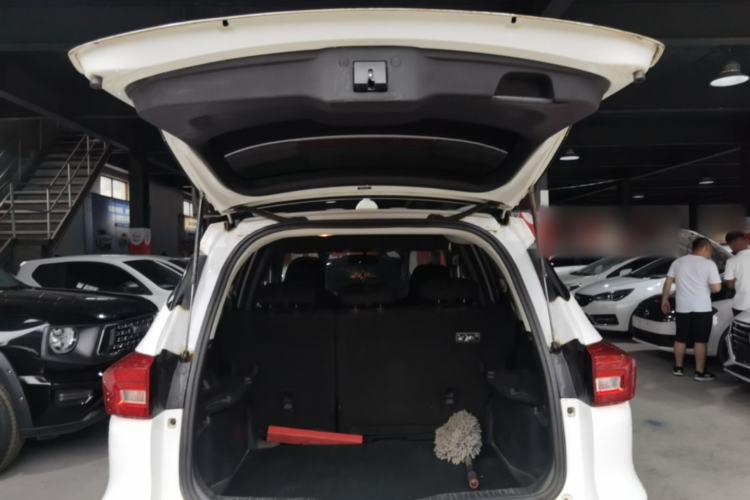 Used Haval M6 2018 1.5T Manual Two-Wheel Drive Urban Model Trunk