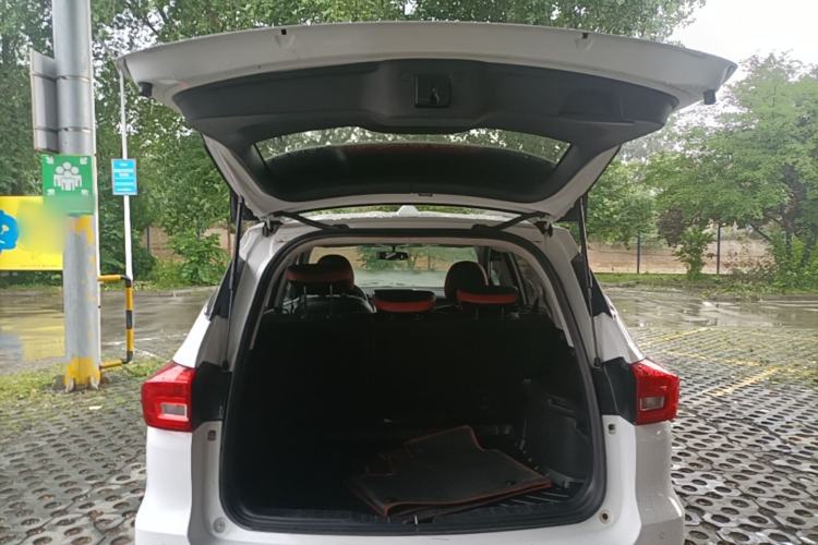 Used Haval M6 2018 1.5T Manual Two-Wheel Drive Urban Model Trunk