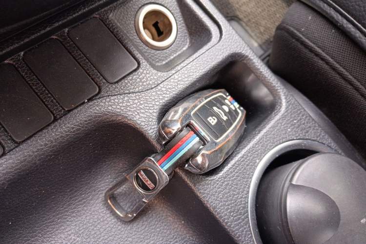 Used Haval M6 2018 1.5T Manual Two-Wheel Drive Urban Model Vehicle Key