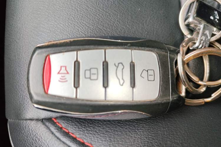 Used Haval M6 2018 Revised Version 1.5T DCT Two-Wheel Drive Elite Edition Vehicle Key