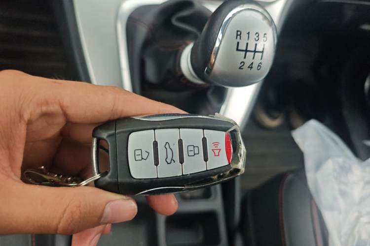 Used Haval M6 2018 1.5T Manual Two-Wheel Drive Elite Model Vehicle Key